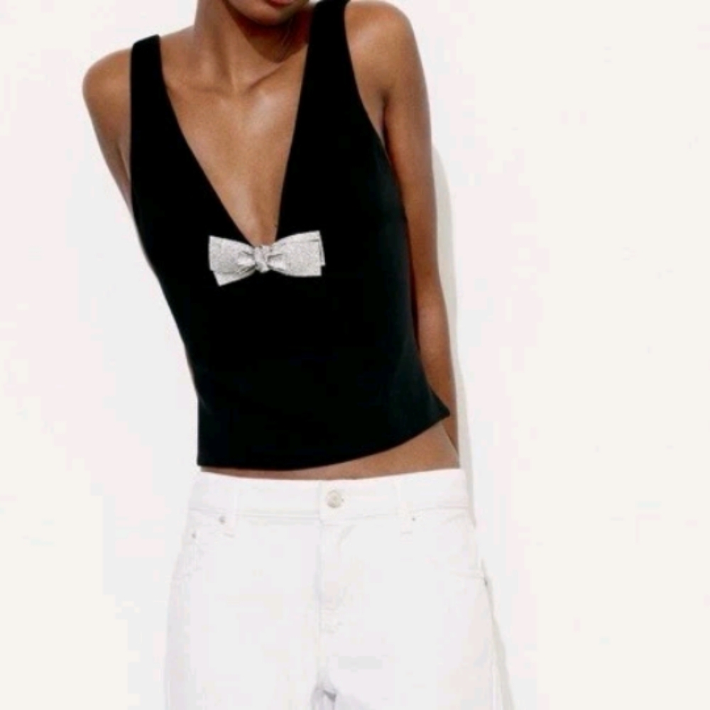 Zara Black Jewel Bow V Neck Cropped Tank Top Size Medium